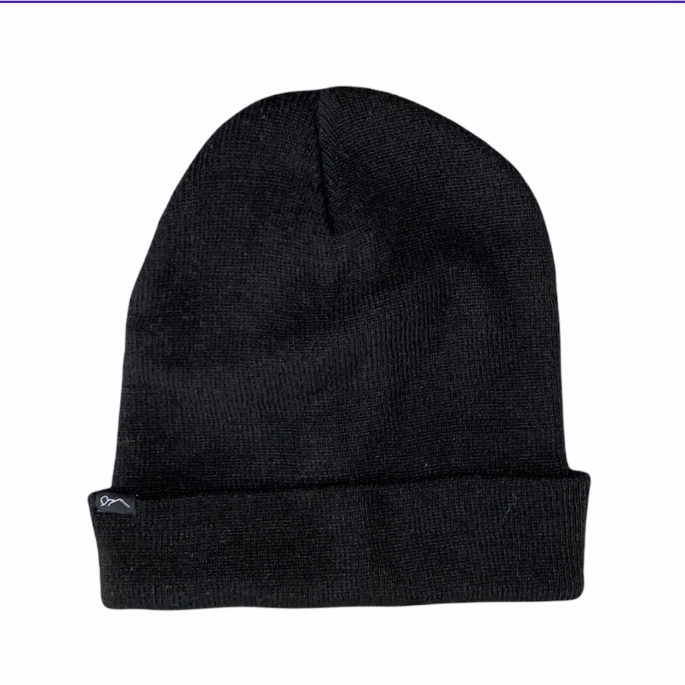 All black beanie